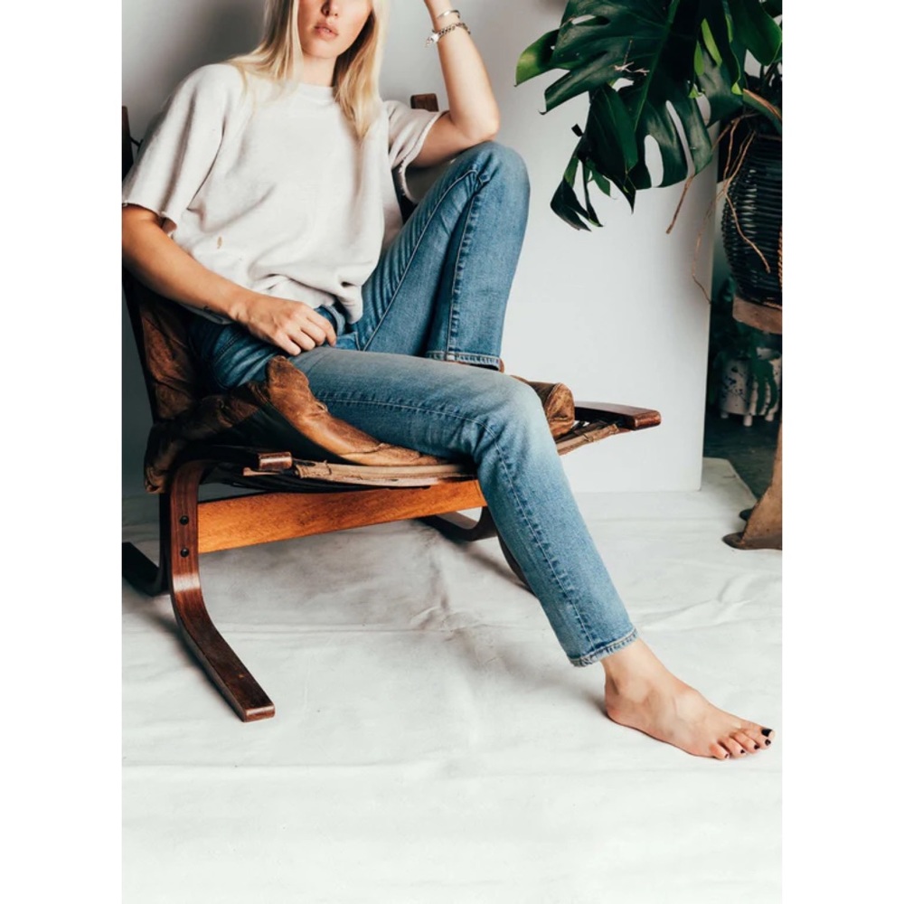 imogene + willie Light Blue High-Rise Slim Jeans
